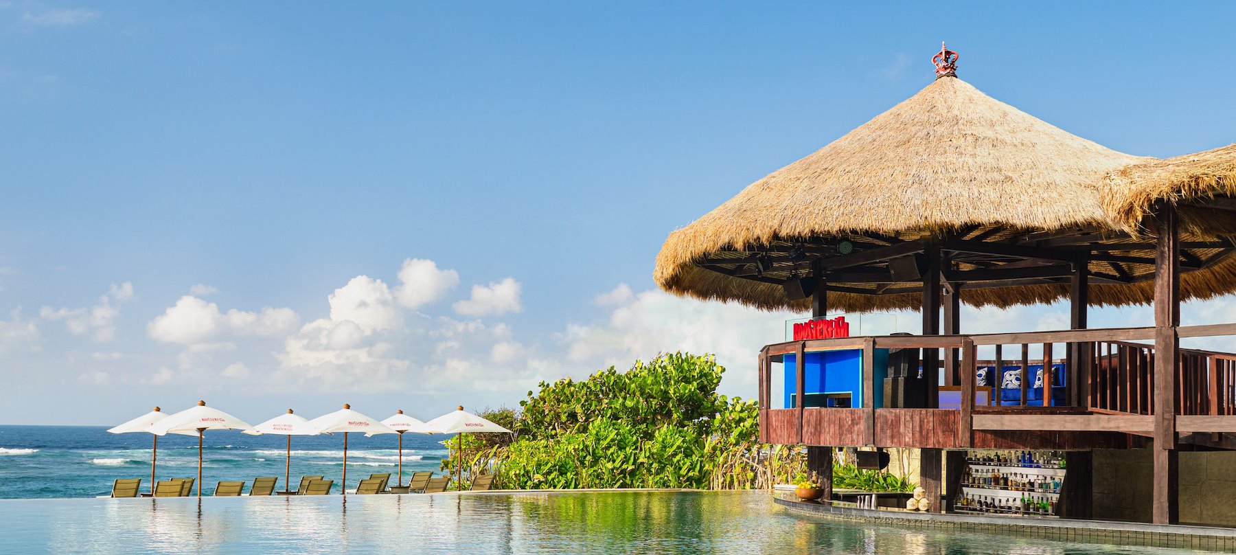 Pandawa Beach ocean setting and Roosterfish Beach Club mood