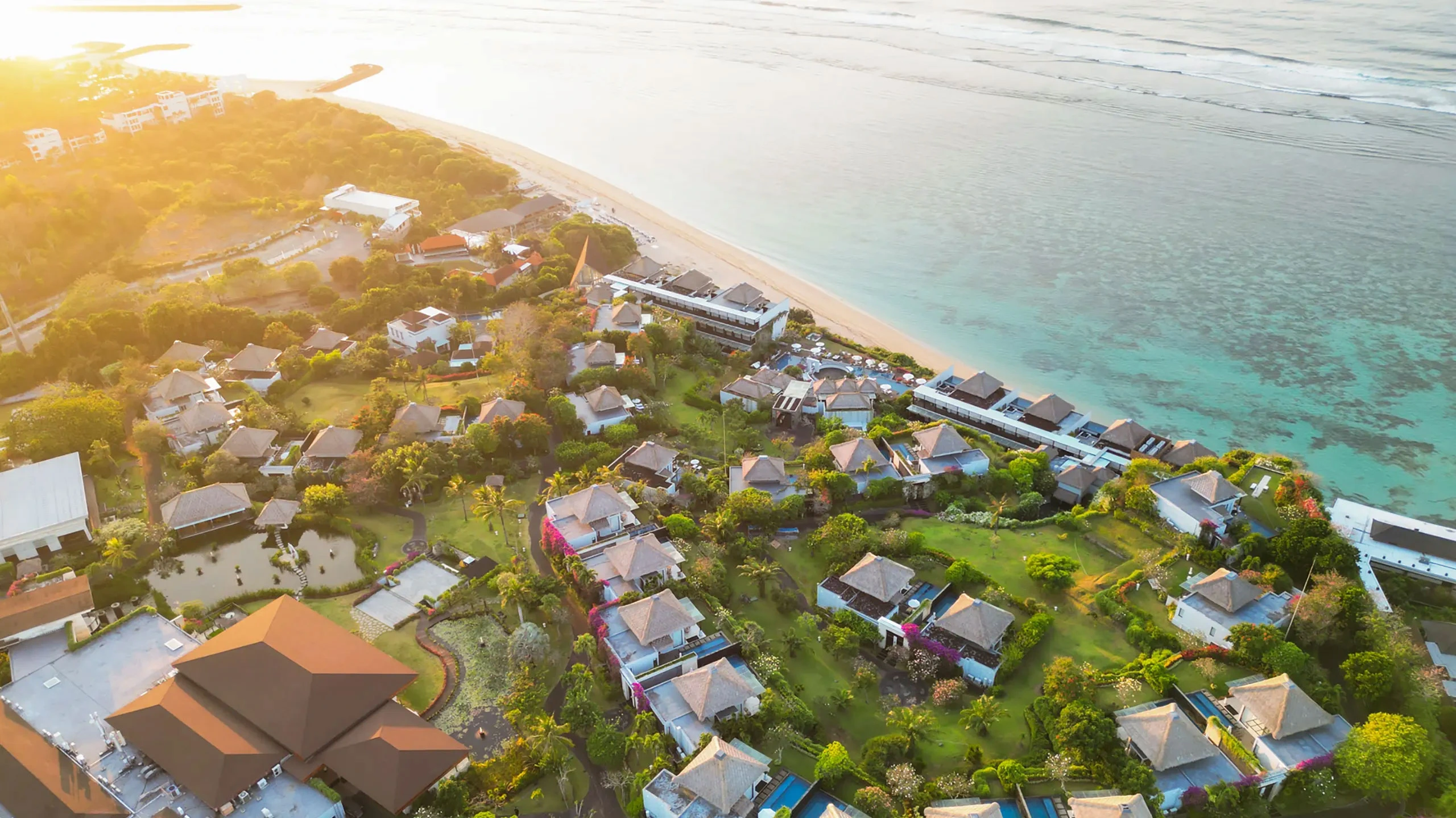 Samabe Bali — Resor dan garis pantai
