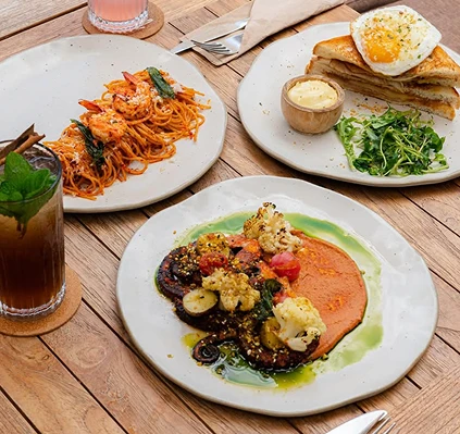 Food and drinks to share