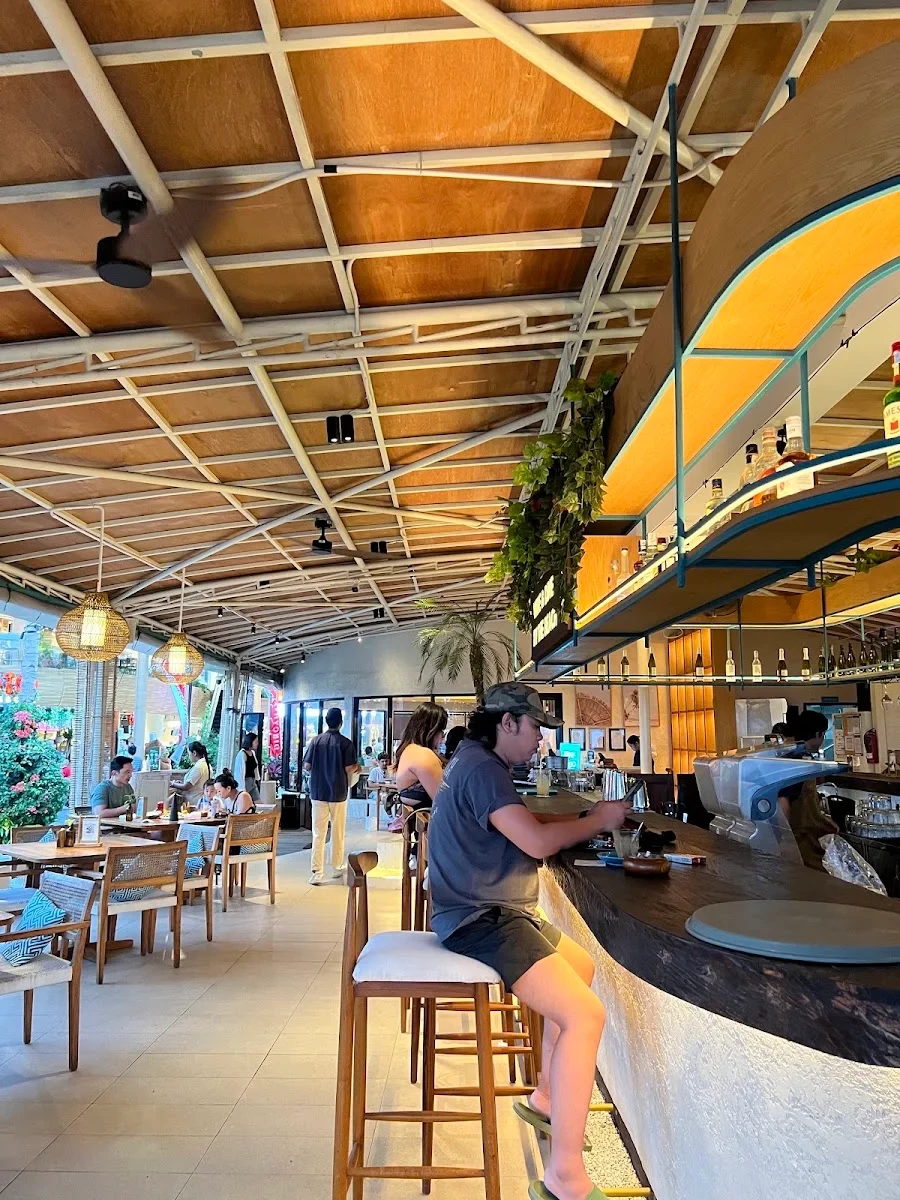Bar-counter seating