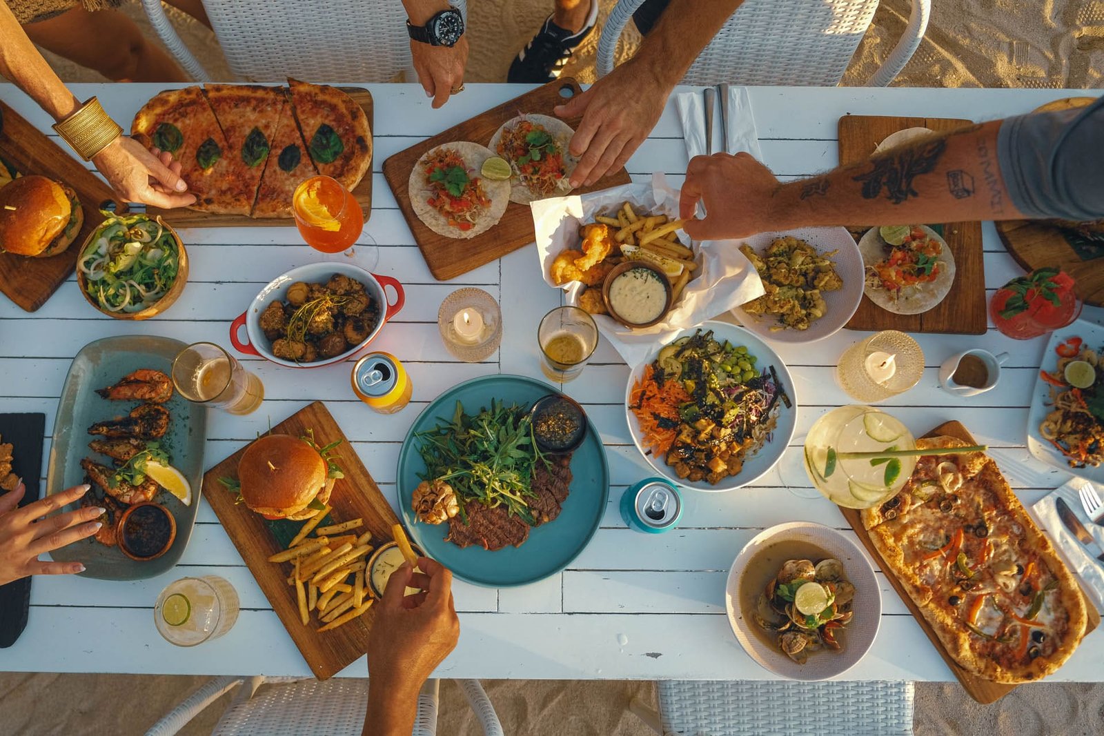 A moment around food