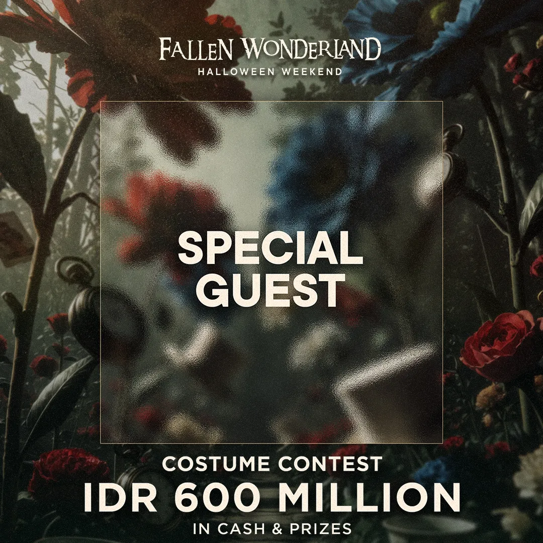 HALLOWEEN COSTUME CONTEST