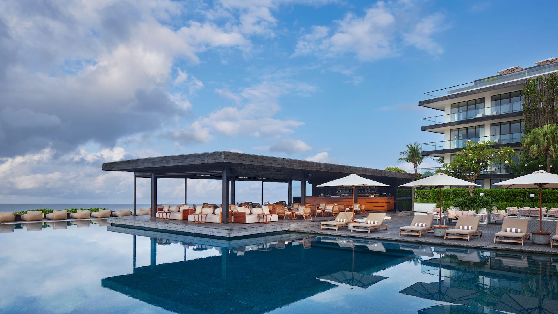 Swim & Savour Day Pass