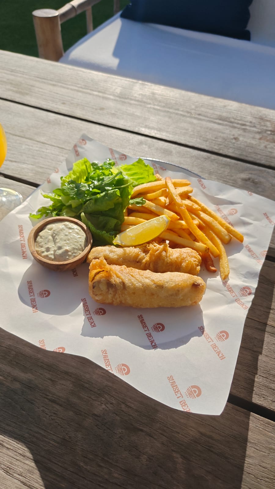 Light Snacks Between Drinks