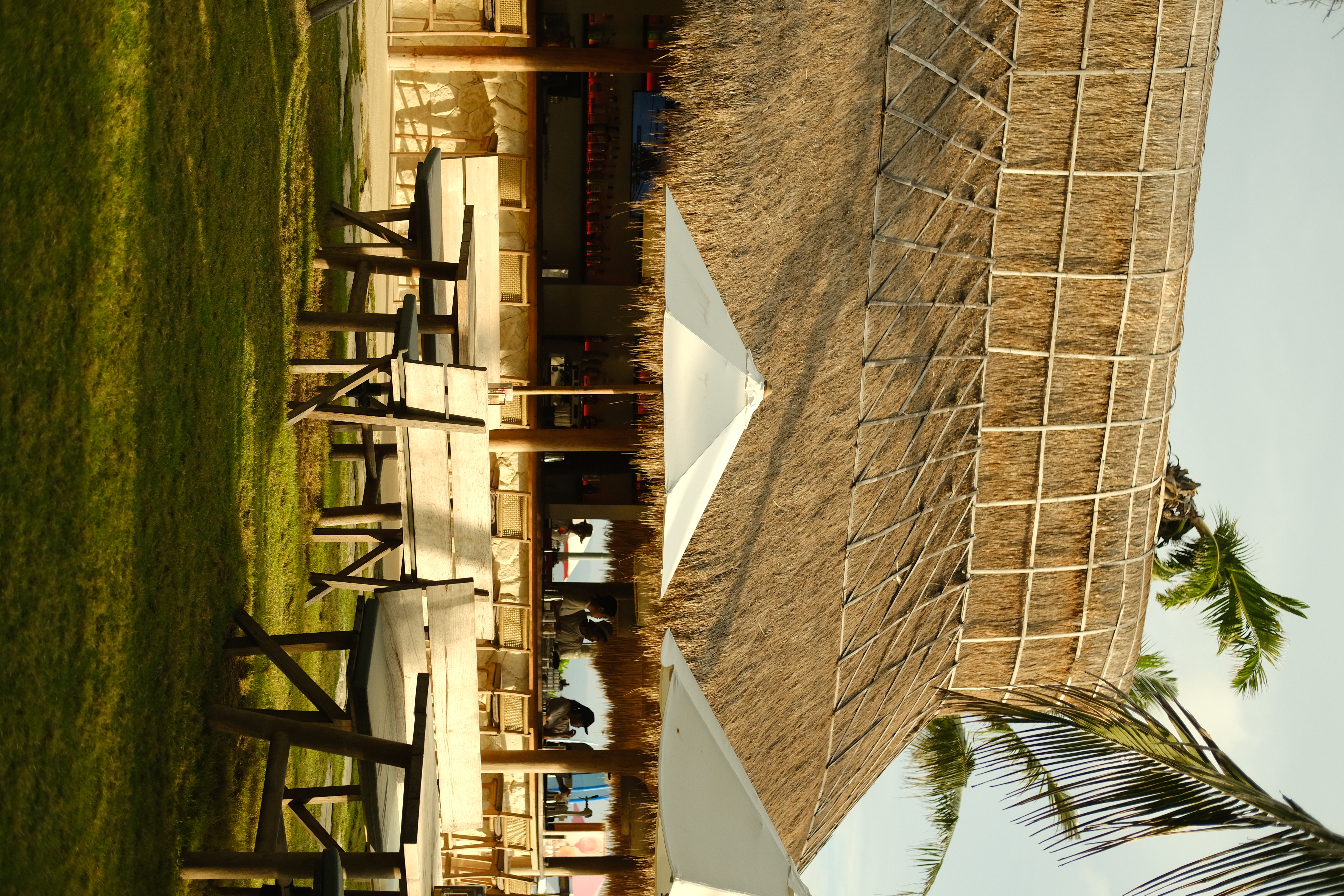 Garden / High Table