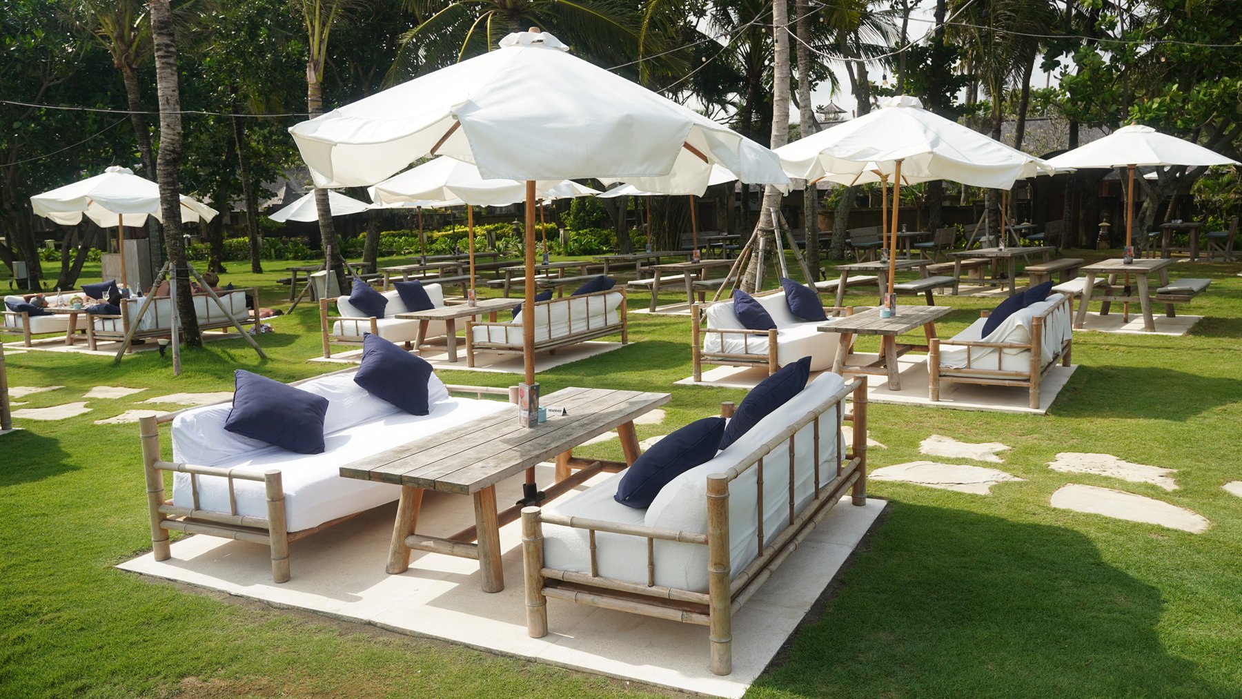 Sunset Beach Bali recommended time