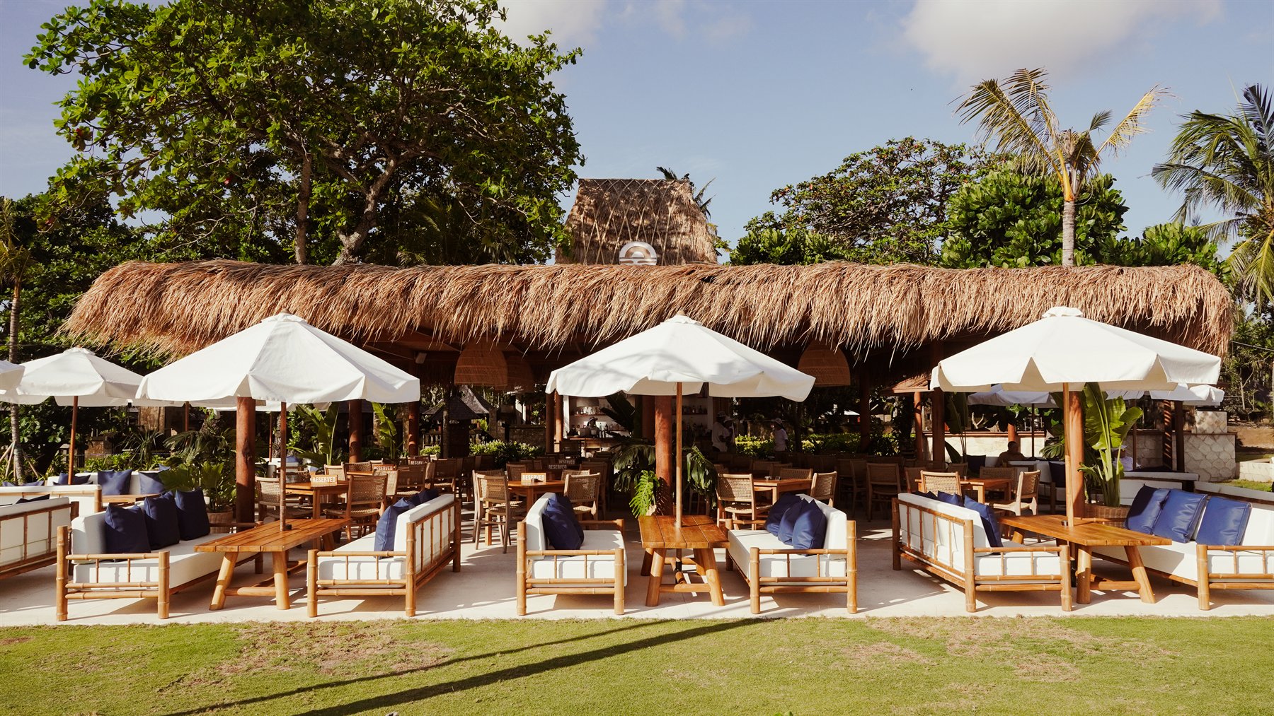 Sunset Beach Bali recommended time