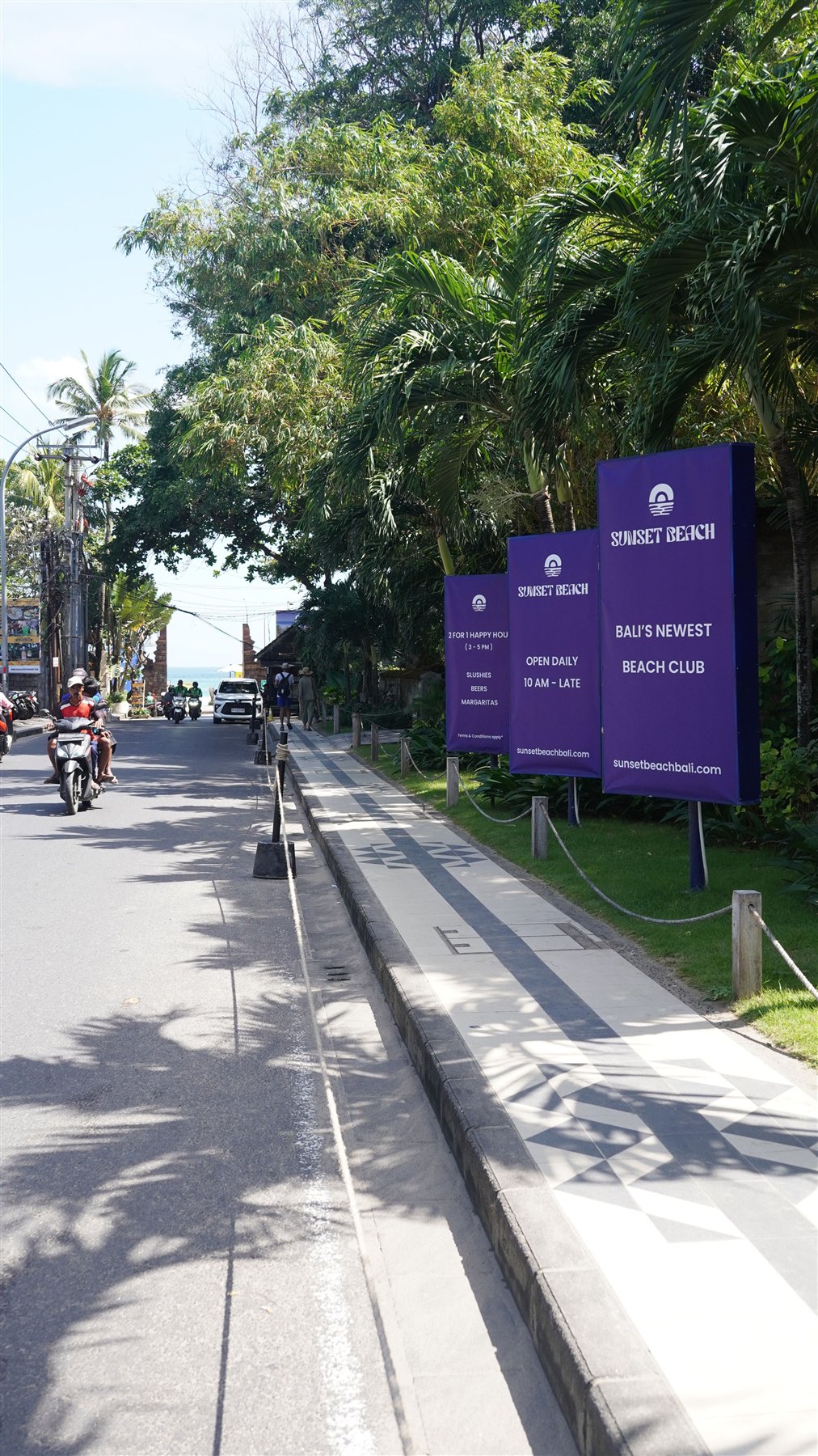 Sunset Beach Bali recommended time