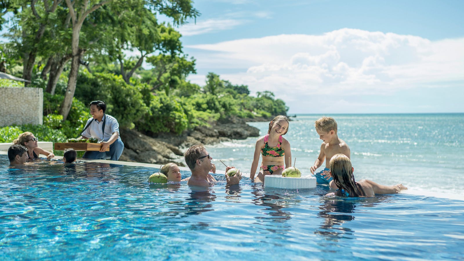 Sundara_Beach_Club_pool_family