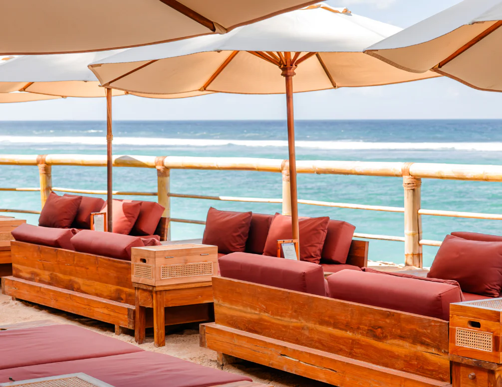 Sand Deck King Bed