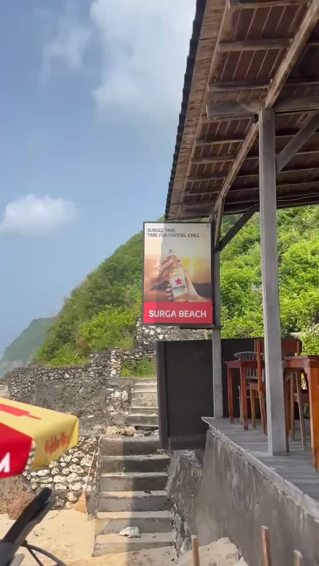 Papan Nama Surga