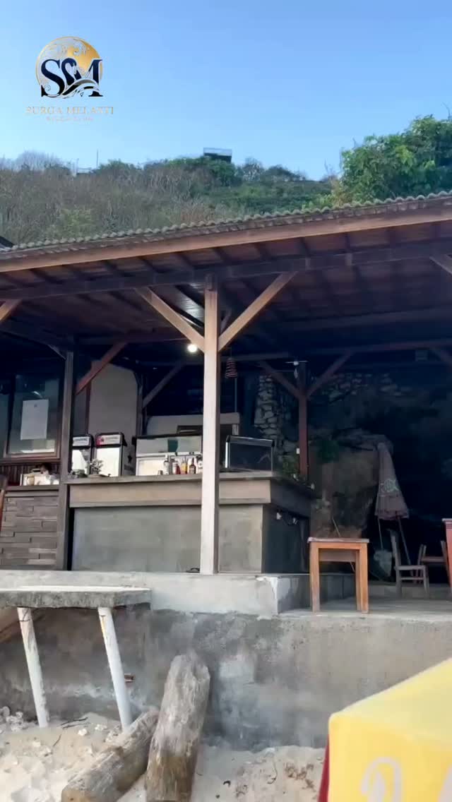 Venue Beratap Kayu