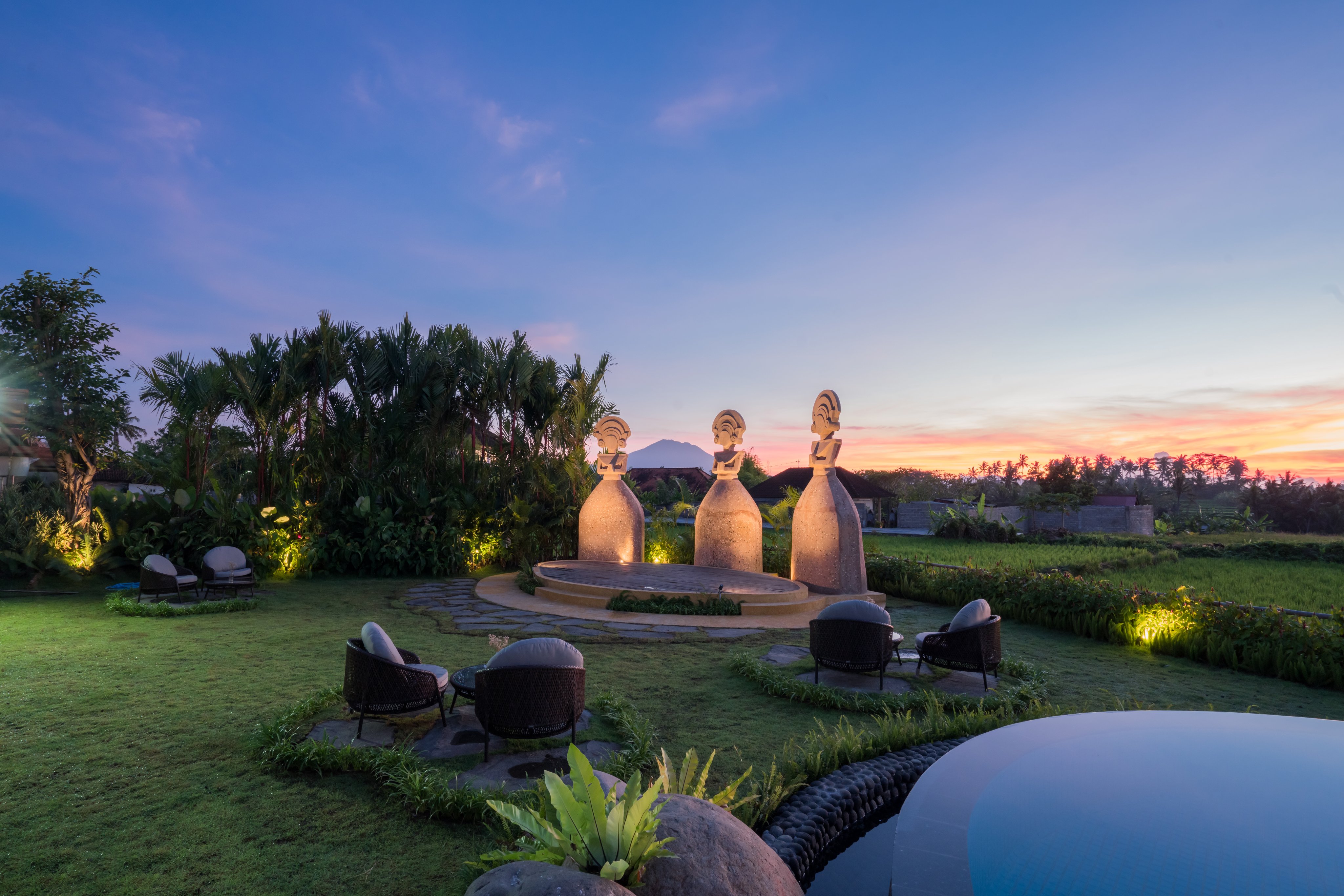 Kursi Lounge Taman