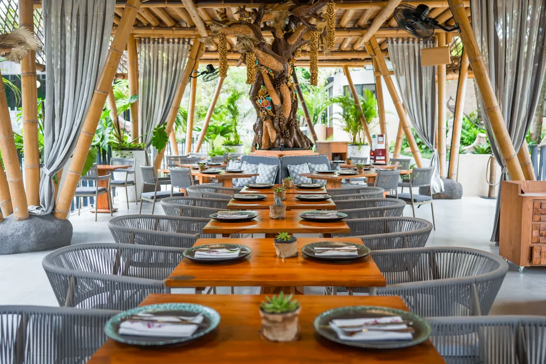 Bambu Restaurant Table