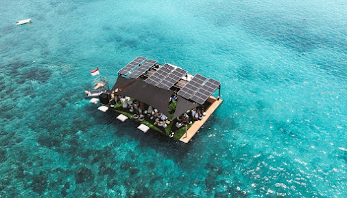 Pontoon surrounded by the sea