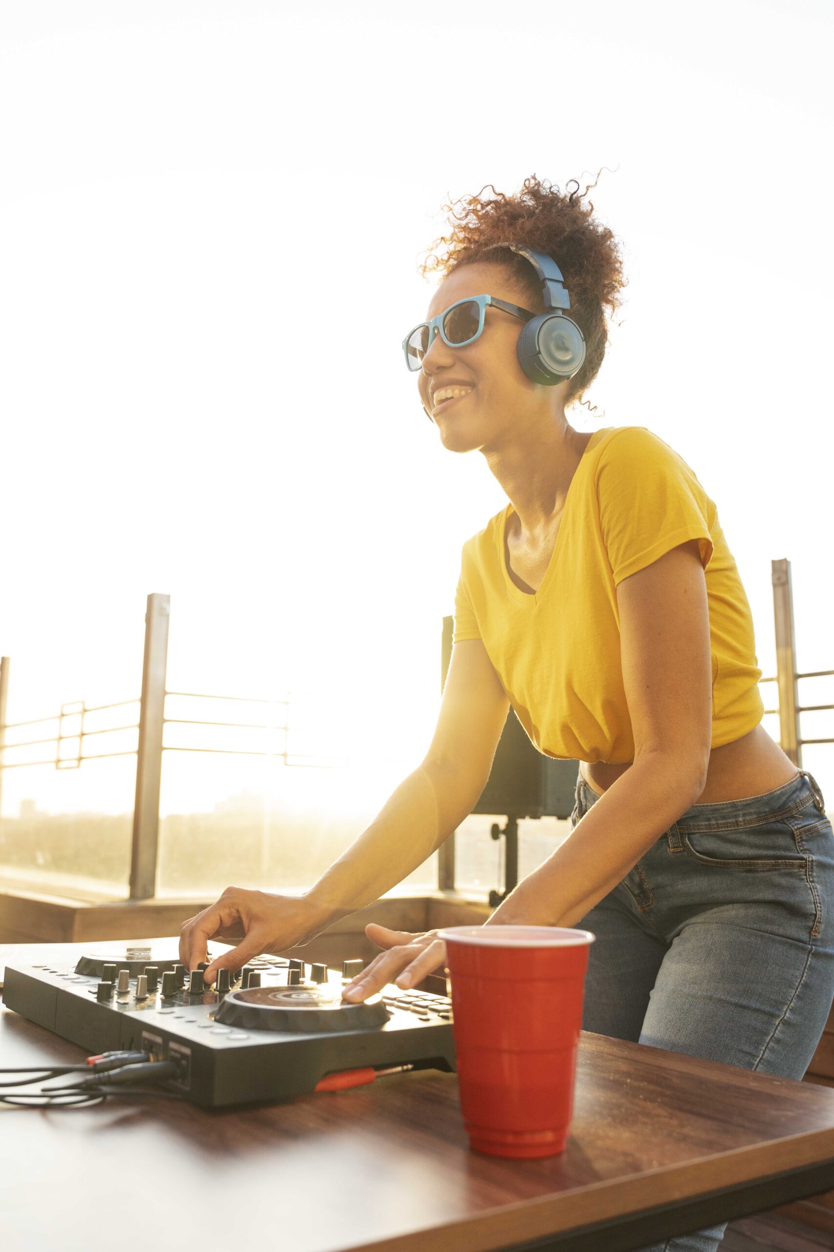 Live DJ Set Akhir Pekan