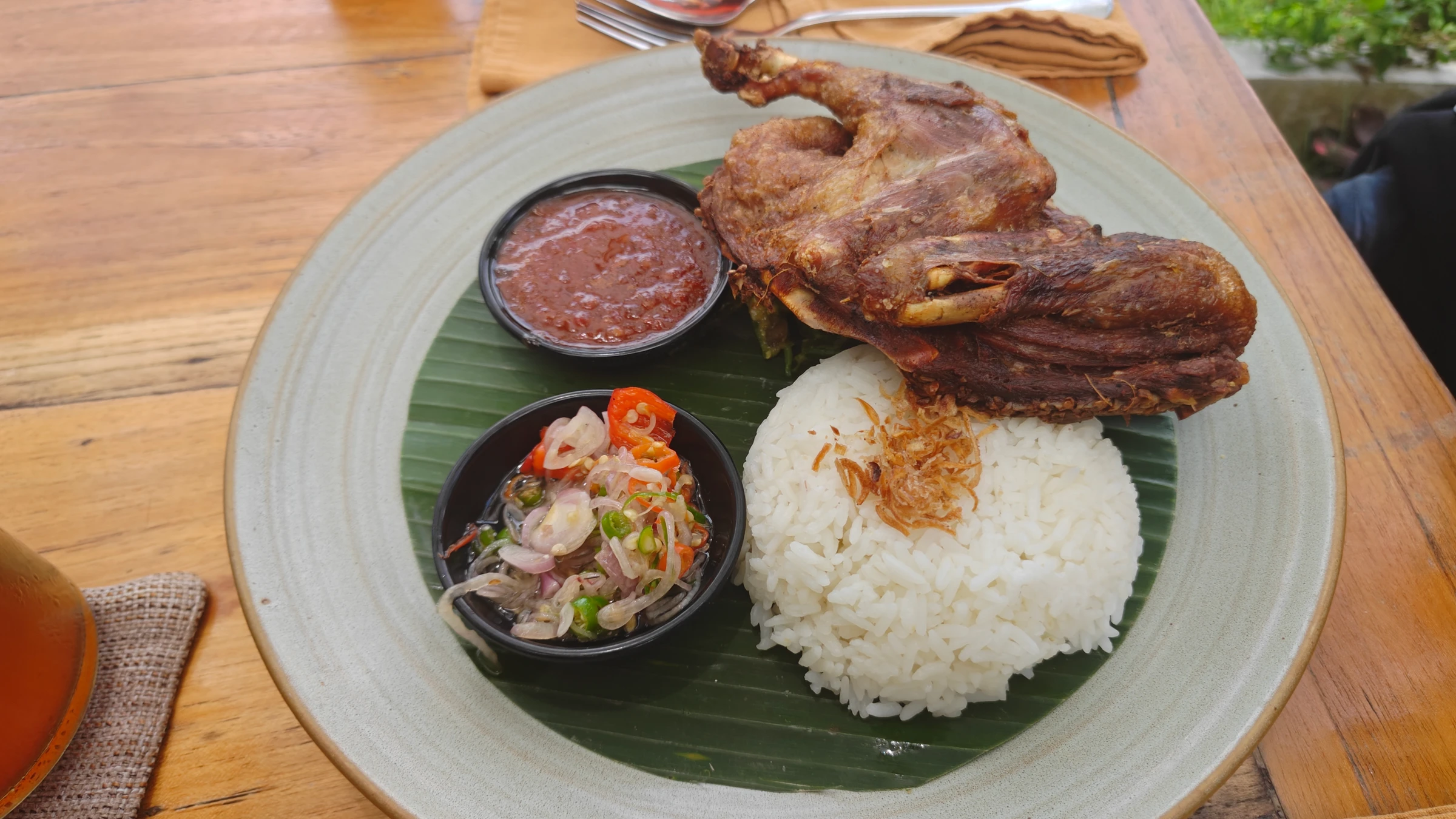 Bebek Goreng Nge,Tis
