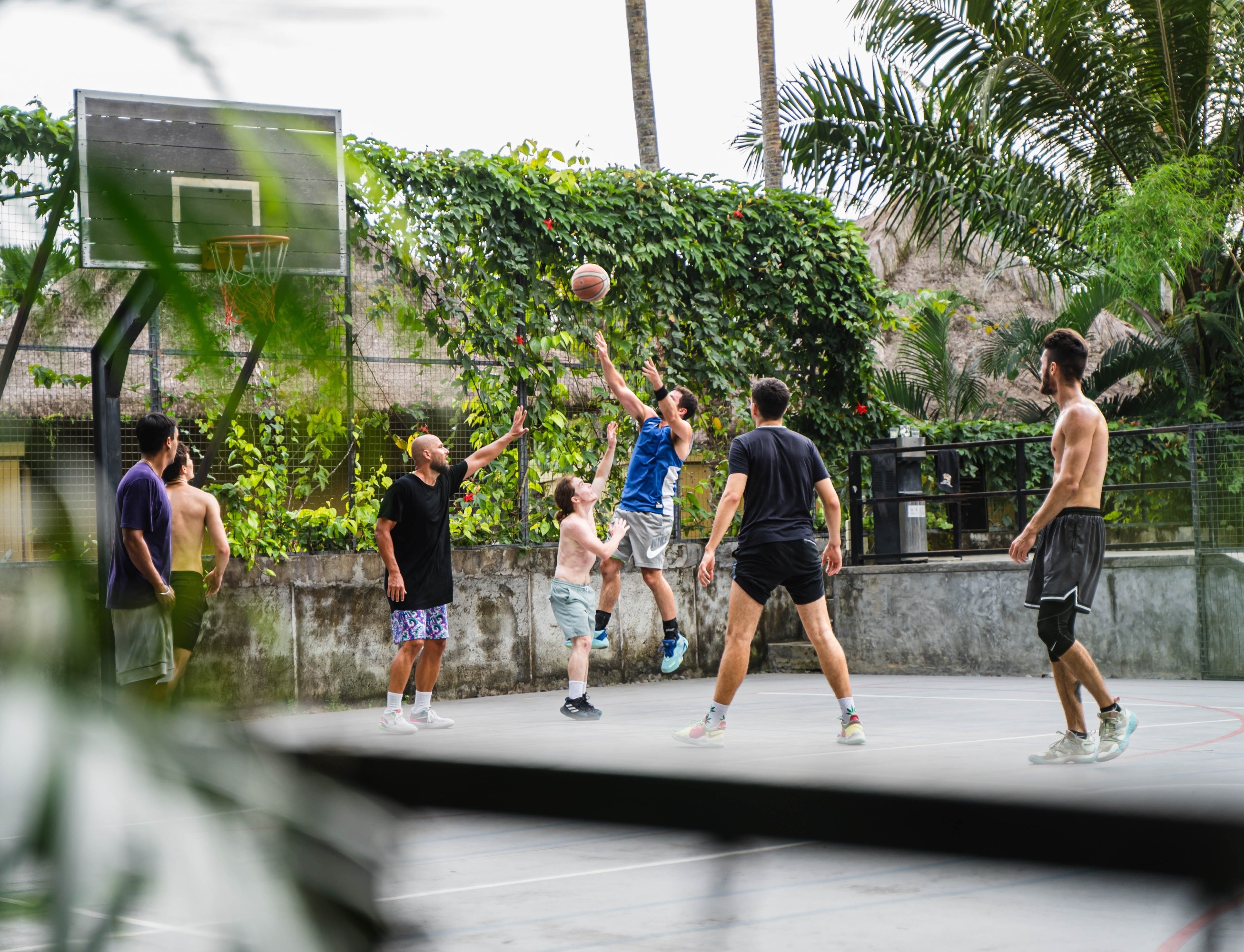 Lapangan basket luar ruangan