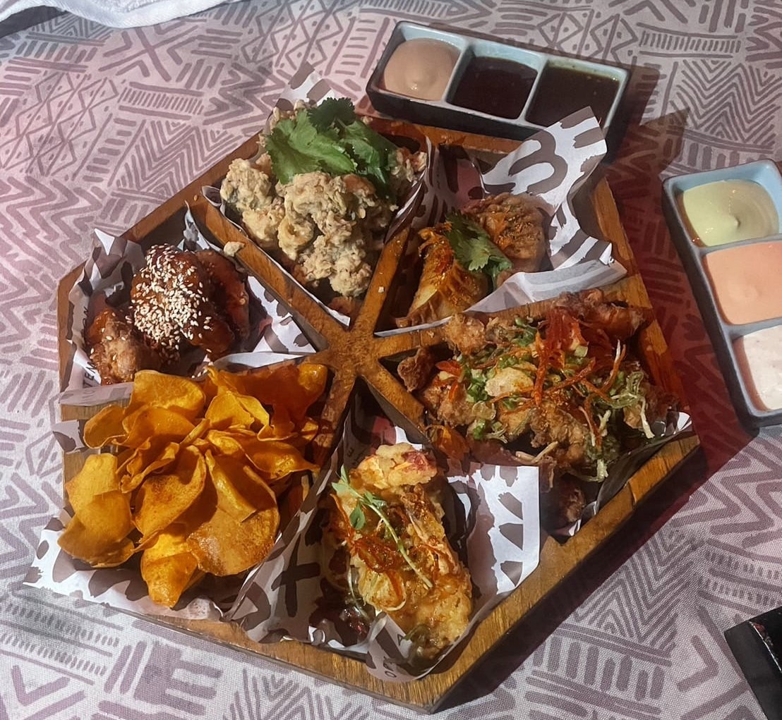 Tropical Temptation Beach Clubの料理・ドリンク。