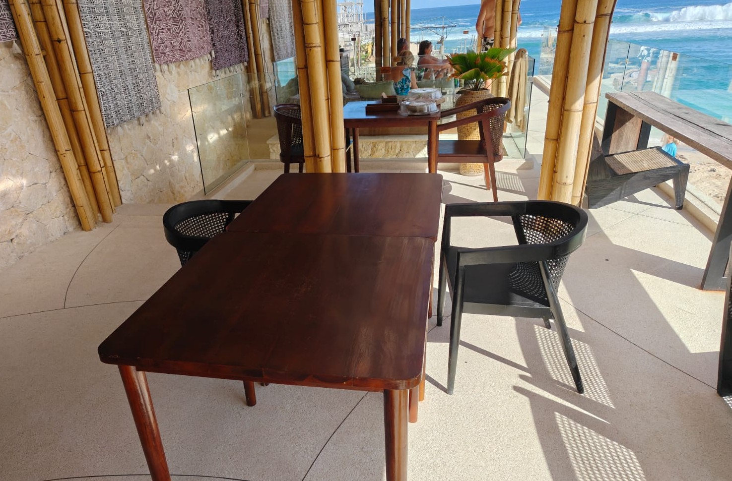 Tropical TemptationのSunset Dining Lounge参考写真