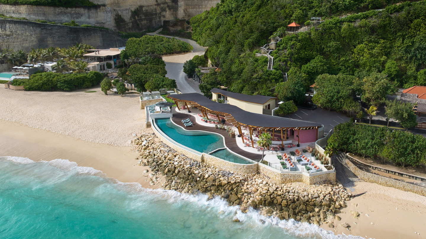Uma Beach House daytime beachfront overview