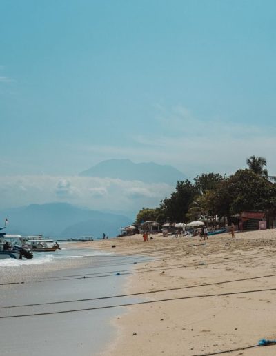 Jungut Batu White Sand