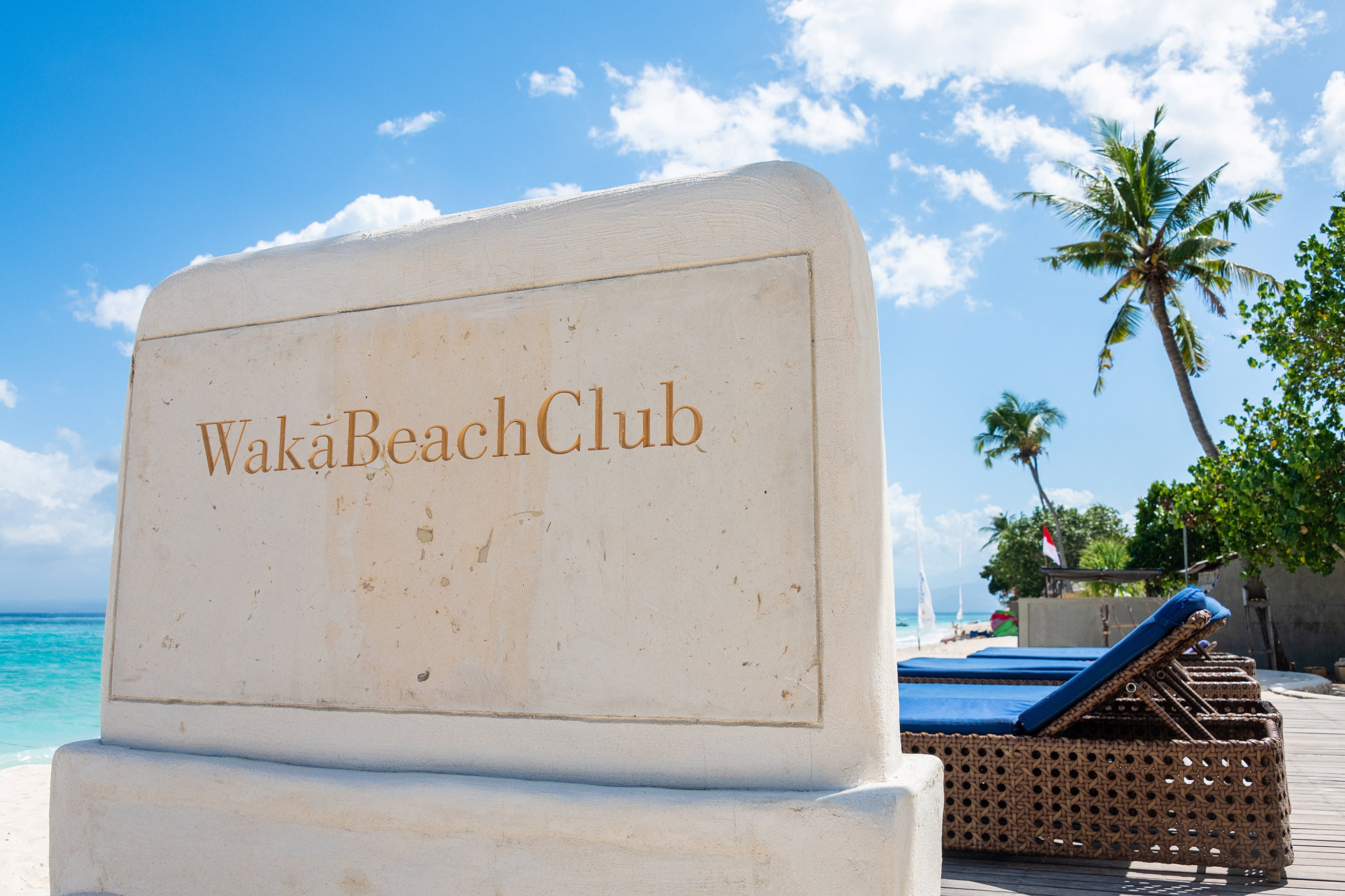 Waka Entrance and Sign