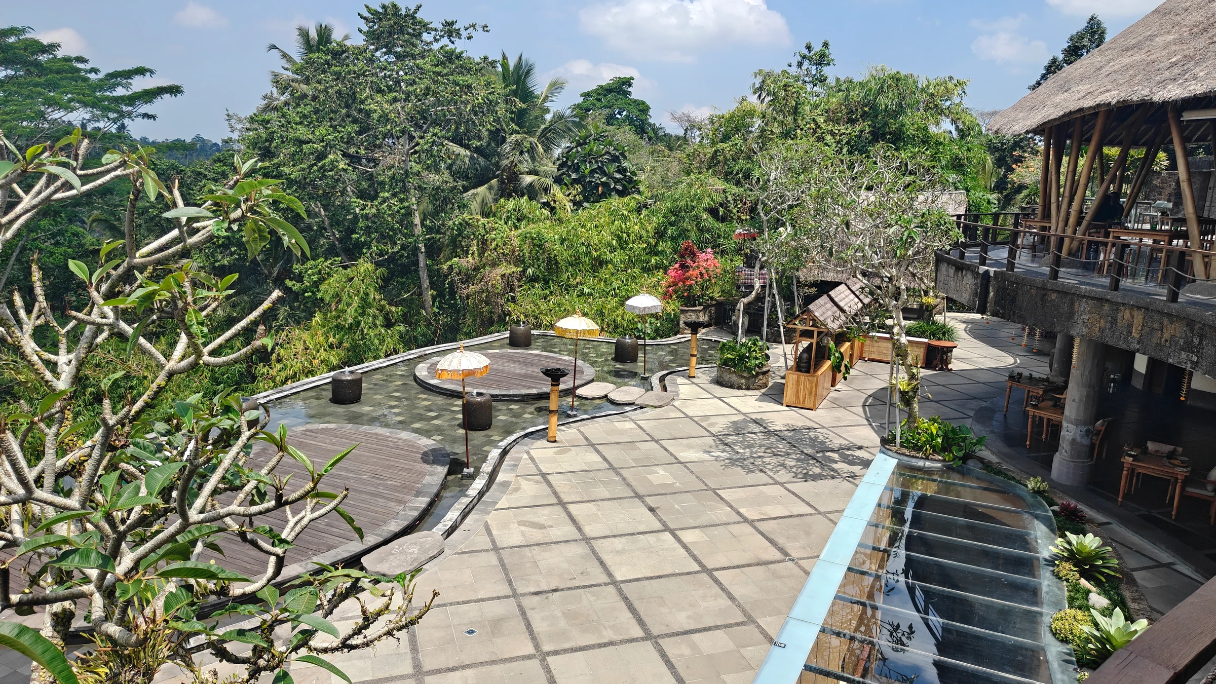 Terrace facing the statue