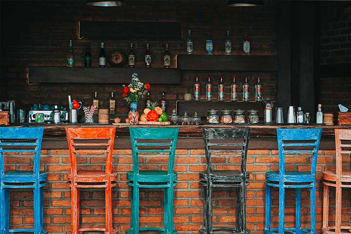 Seat Bar / Pool Bar