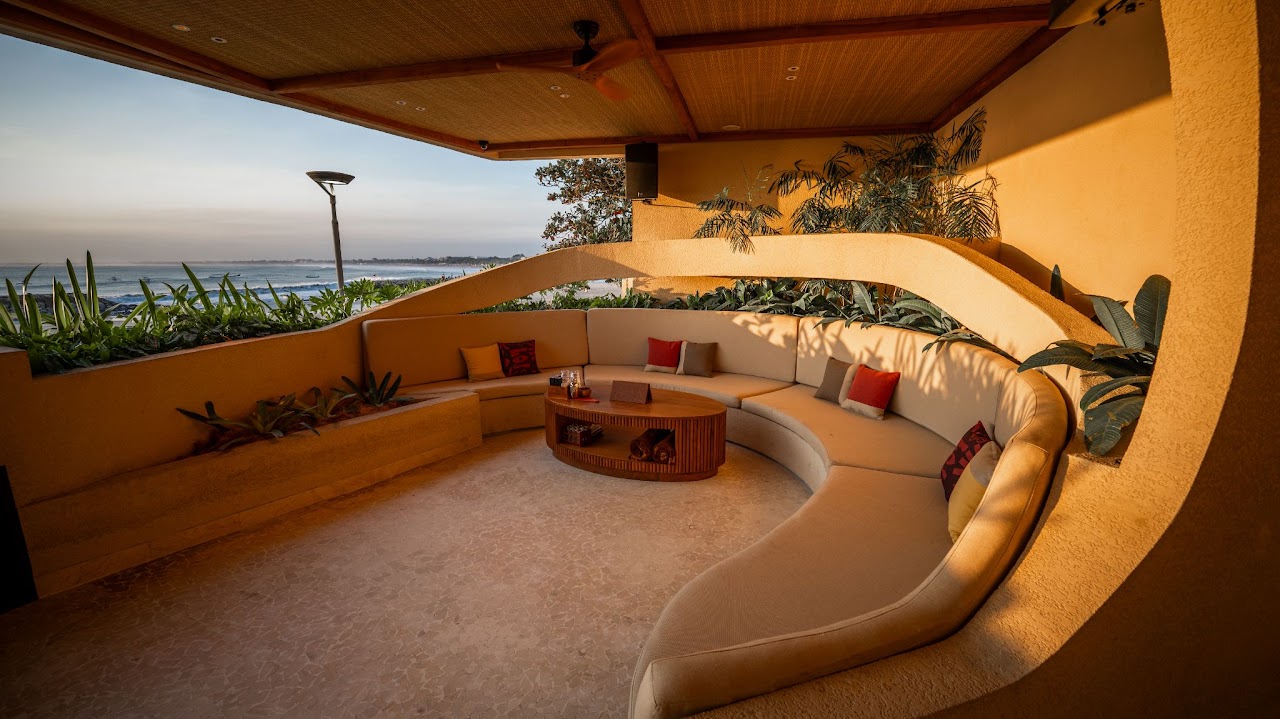 Grotto VIP