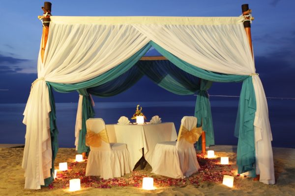 Romantic Dinner Pergola