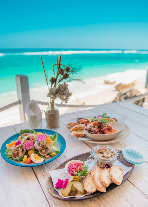 Food served by the beach