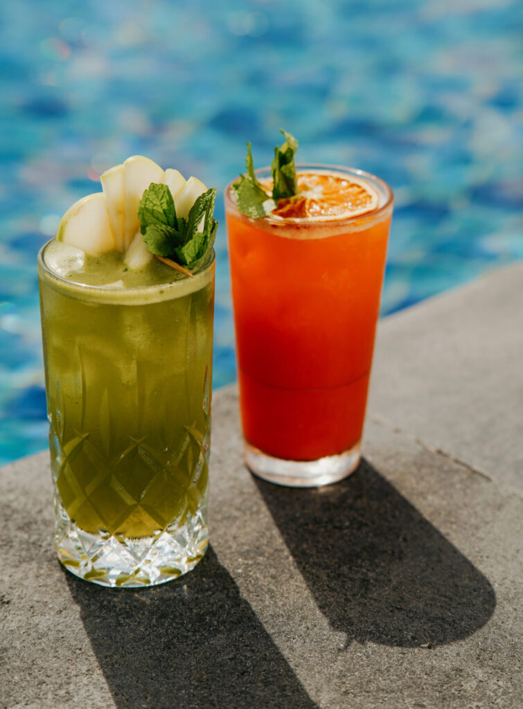 pool_drinks