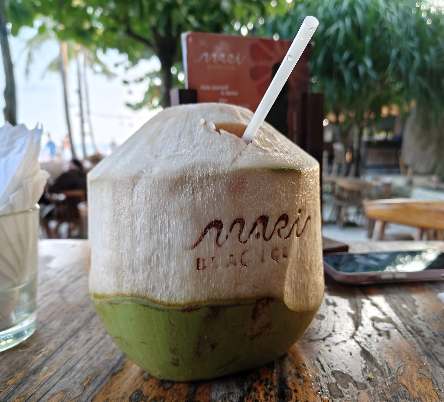 Mari Beach Club Happy Hour after sunset