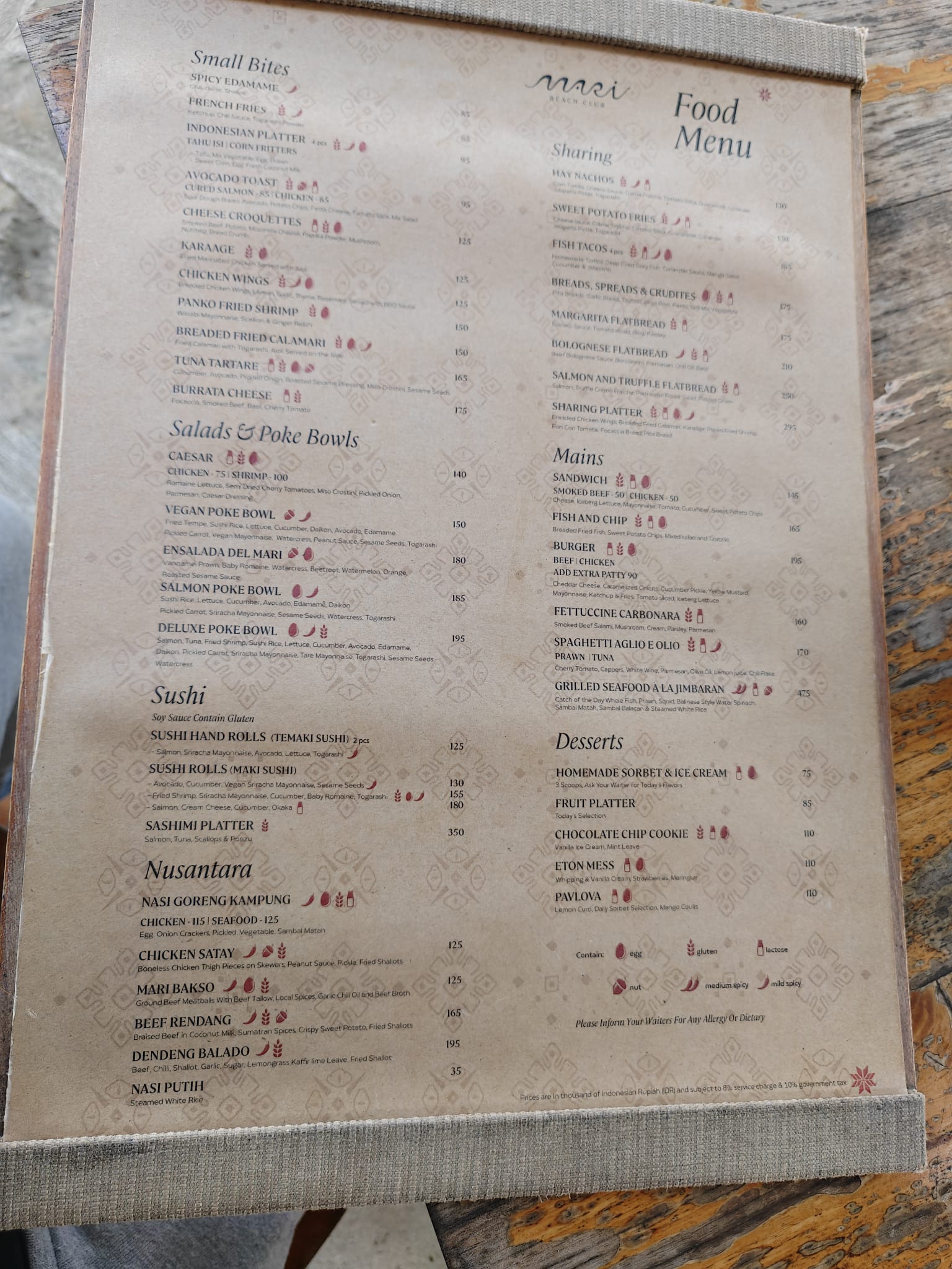 Mari_Beach_Club_photo_menu1