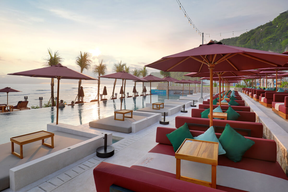 JCB: 10% off daybeds and F&B from Rp500K