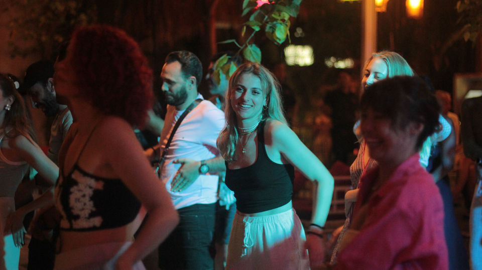 CP Lounge Ubud night dance floor atmosphere