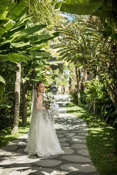 Tlaga Singha garden walkway atmosphere