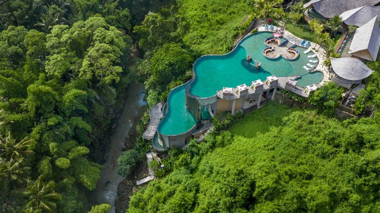 Tlaga Singha river pool overview