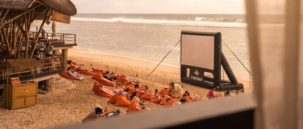 Sundays Beach Club Movies By The Beach